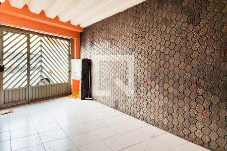 Casa para alugar com 240m², 3 quartos e 1 vaga Casa para alugar com 240m², 3 quartos e 1 vagaGaragem