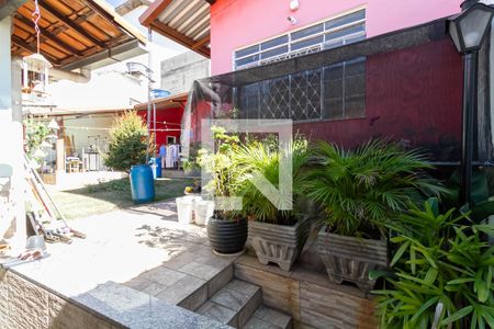 Casa à venda com 297m², 4 quartos e 3 vagasQuintal