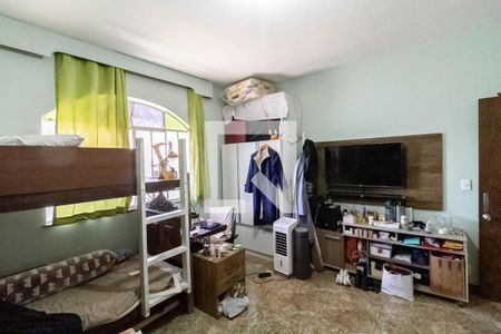 Casa à venda com 297m², 4 quartos e 3 vagasSuíte 1