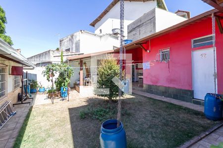Casa à venda com 297m², 4 quartos e 3 vagasQuintal