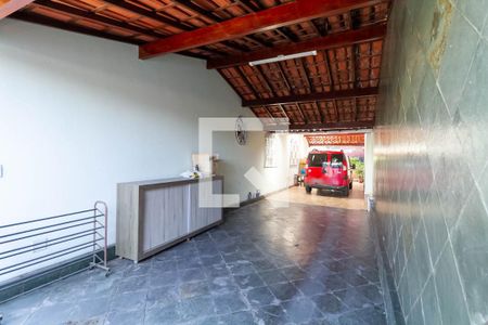 Casa à venda com 297m², 4 quartos e 3 vagasGaragem