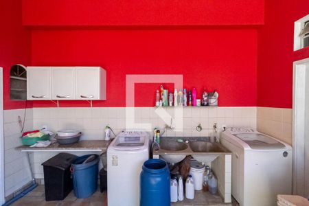 Casa à venda com 297m², 4 quartos e 3 vagasÁrea de serviço 