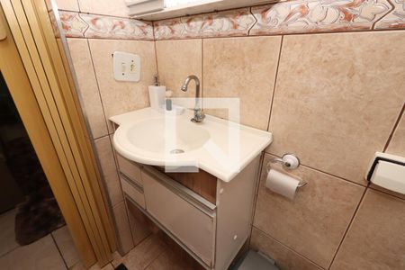 Casa à venda com 370m², 5 quartos e 1 vagaBanheiro Casa 1