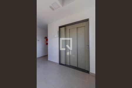 Apartamento à venda com 50m², 2 quartos e 1 vaga Apartamento à venda com 50m², 2 quartos e 1 vagaÁrea Comum - Elevador