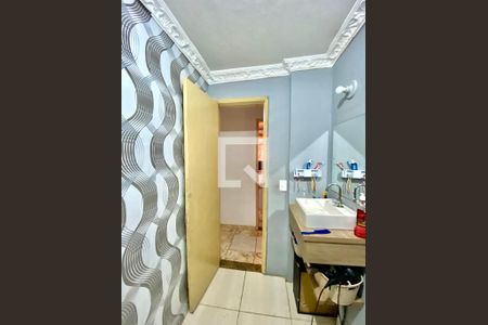 Apartamento à venda com 90m², 3 quartos e 1 vaga Apartamento à venda com 90m², 3 quartos e 1 vagaBanheiro