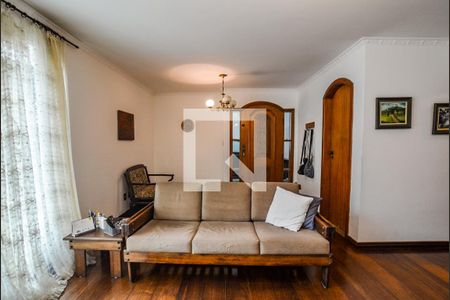 Sala de casa para alugar com 3 quartos, 191m² em Vila Alzira, Santo André