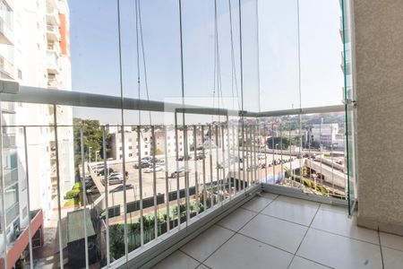 Varanda Sala de apartamento para alugar com 2 quartos, 58m² em Votupoca, Barueri