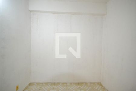 Quarto de casa para alugar com 1 quarto, 25m² em Olinda, Nilópolis