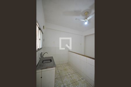 Casa para alugar com 25m², 1 quarto e 1 vaga Casa para alugar com 25m², 1 quarto e 1 vagaCozinha