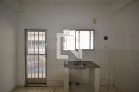 Casa para alugar com 25m², 1 quarto e 1 vaga Casa para alugar com 25m², 1 quarto e 1 vagaCozinha