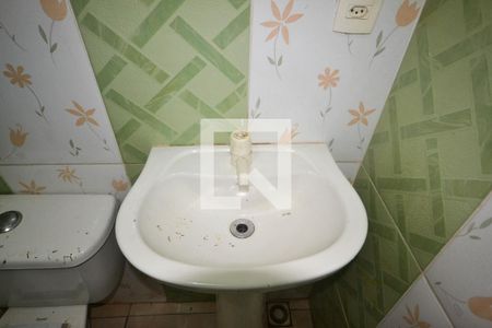 Casa para alugar com 25m², 1 quarto e 1 vaga Casa para alugar com 25m², 1 quarto e 1 vagaBanheiro