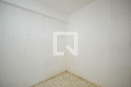 Quarto de casa para alugar com 1 quarto, 25m² em Olinda, Nilópolis