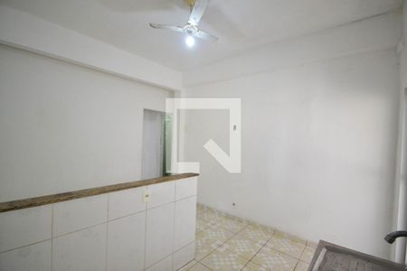 Casa para alugar com 25m², 1 quarto e 1 vaga Casa para alugar com 25m², 1 quarto e 1 vagaCozinha