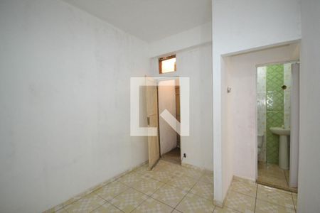 Casa para alugar com 25m², 1 quarto e 1 vaga Casa para alugar com 25m², 1 quarto e 1 vagaQuarto
