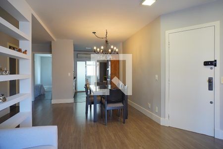 Sala de apartamento para alugar com 3 quartos, 127m² em Centro, Florianópolis