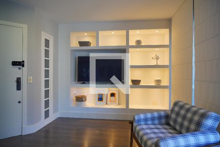 Sala de apartamento para alugar com 3 quartos, 127m² em Centro, Florianópolis