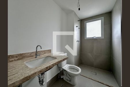 Apartamento à venda com 136m², 4 quartos e 2 vagasBanheiro Suíte 2