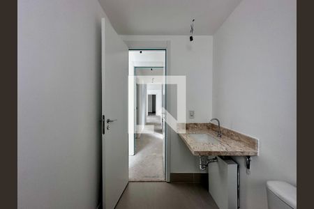 Apartamento à venda com 136m², 4 quartos e 2 vagasBanheiro Suíte 2