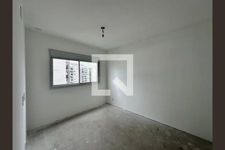 Apartamento à venda com 136m², 4 quartos e 2 vagasSuíte 2