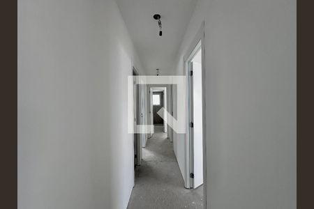 Apartamento à venda com 136m², 4 quartos e 2 vagasCorredor Quartos