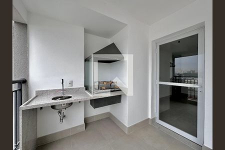 Apartamento à venda com 136m², 4 quartos e 2 vagasVaranda