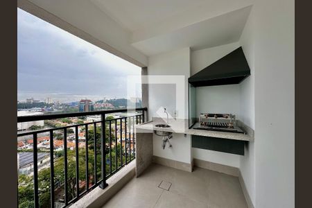 Apartamento à venda com 136m², 4 quartos e 2 vagasVaranda