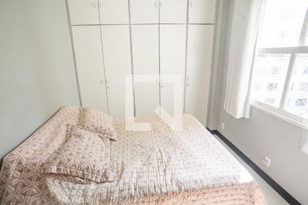 Quarto 1 de apartamento para alugar com 2 quartos, 70m² em Botafogo, Rio de Janeiro