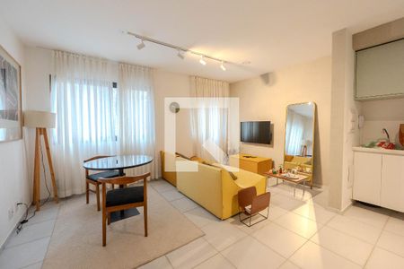 Sala/Cozinha de apartamento para alugar com 1 quarto, 46m² em Bela Vista, São Paulo