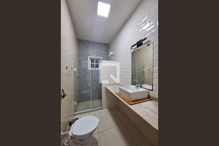 Casa para alugar com 450m², 5 quartos e 4 vagasBanheiro da Suíte 1