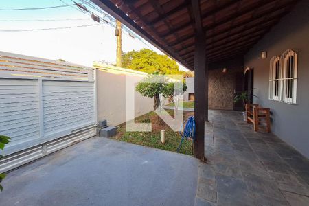 Casa para alugar com 450m², 5 quartos e 4 vagasQuintal