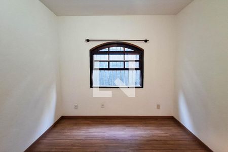 Quarto 1 de casa para alugar com 5 quartos, 450m² em Engenho do Mato, Niterói