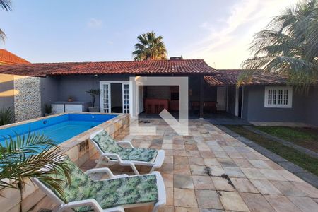 Casa para alugar com 450m², 5 quartos e 4 vagasPiscina