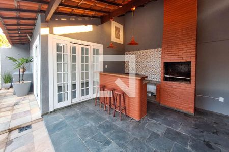 Casa para alugar com 450m², 5 quartos e 4 vagasChurrasqueira
