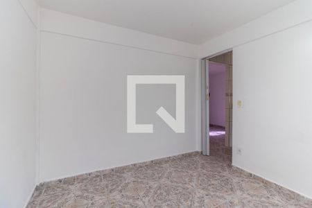 Quarto 2 de apartamento para alugar com 2 quartos, 46m² em Itaquera, São Paulo
