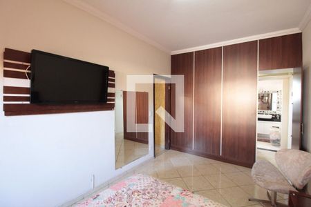 Casa à venda com 360m², 5 quartos e 3 vagasCasa 1 | Suite