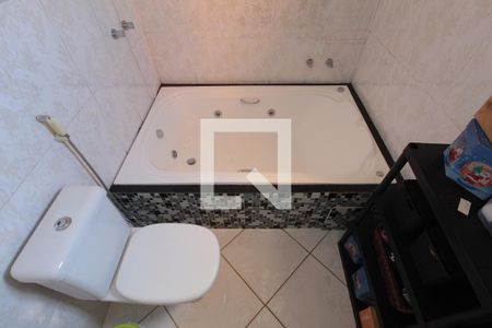 Casa à venda com 360m², 5 quartos e 3 vagasCasa 1 | Banheiro da Suite