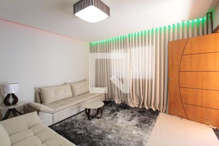 Casa à venda com 360m², 5 quartos e 3 vagasCasa 2 | Sala