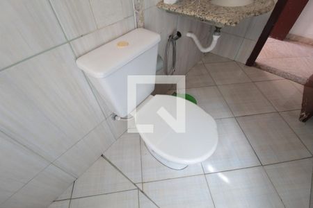 Casa à venda com 360m², 5 quartos e 3 vagasCasa 1 | Banheiro de Serviço