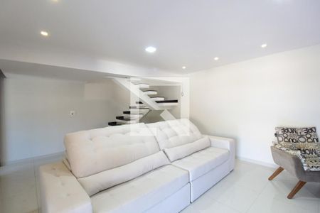 Casa à venda com 360m², 5 quartos e 3 vagasCasa 2 | Sala de TV