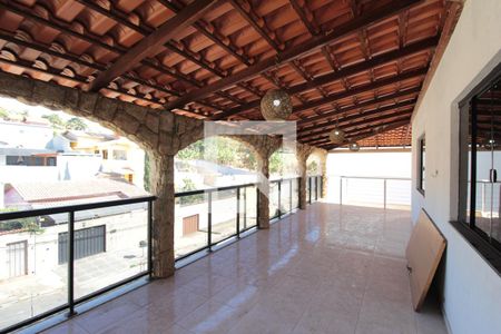 Casa à venda com 360m², 5 quartos e 3 vagasCasa 2 | Area Externa