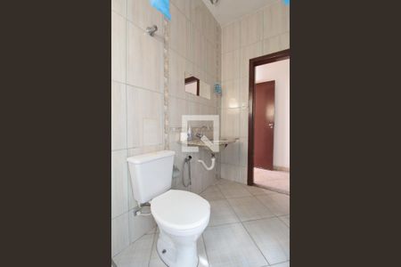 Casa à venda com 360m², 5 quartos e 3 vagasCasa 1 | Banheiro de Serviço