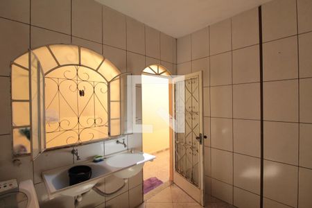 Casa à venda com 360m², 5 quartos e 3 vagasCasa 1 | Area de Serviço