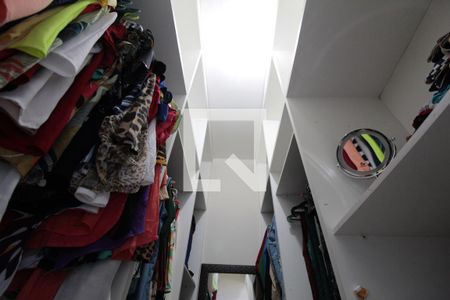 Casa à venda com 360m², 5 quartos e 3 vagasCasa 1 | Closet da Suite