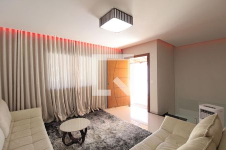 Casa à venda com 360m², 5 quartos e 3 vagasCasa 2 | Sala