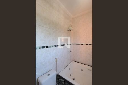 Casa à venda com 360m², 5 quartos e 3 vagasCasa 1 | Banheiro da Suite