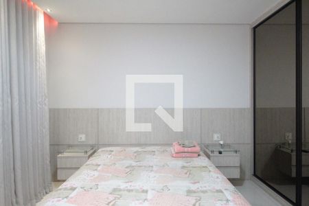 Casa à venda com 360m², 5 quartos e 3 vagasCasa 2 | Suite