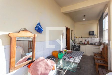 Casa à venda com 260m², 4 quartos e sem vagaCozinha e Área de Serviço