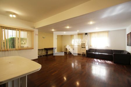 Apartamento para alugar com 76m², 2 quartos e 1 vagaÁrea comum - Salão de festas