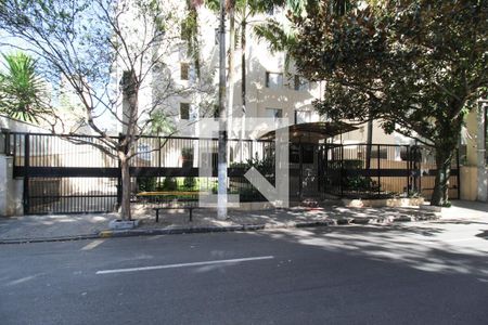 Apartamento para alugar com 76m², 2 quartos e 1 vagaFachada