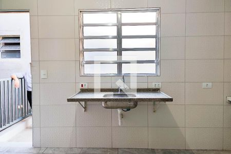 Cozinha de kitnet/studio para alugar com 1 quarto, 30m² em Vila Palmares, Santo André